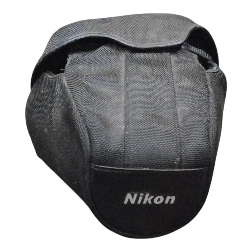 Nikon Camera Case Semi-Soft Case ( Black ) CF-DC1
